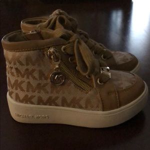 Michael Kors toddler shoes size 6